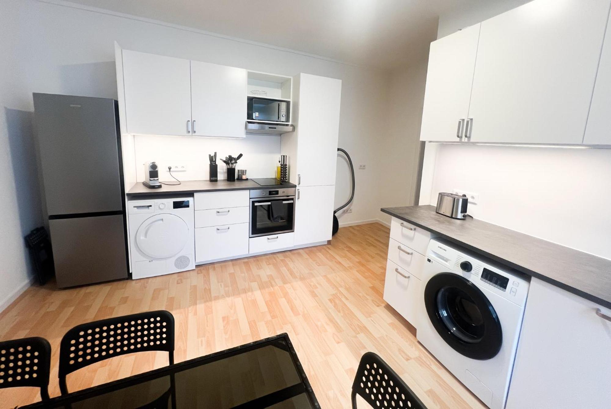 Vibehome Duesseldorf - Stadtmitte Εξωτερικό φωτογραφία